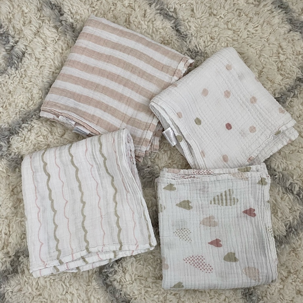 4 Aden and Anais muslin swaddles